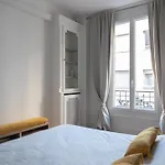 New And Decorated Nest In The Heart Of La Roquette